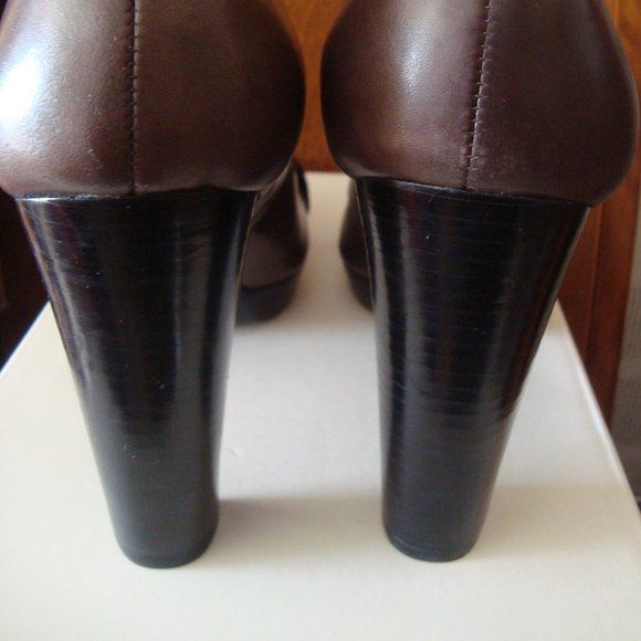 Tory Burch Leather shoes - Picture 5 of 9